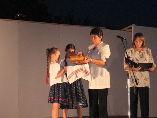  2009.08.16.
