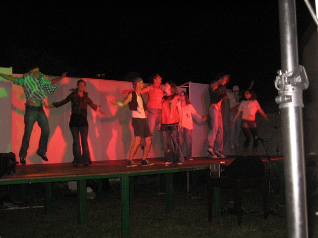  2009.08.16.