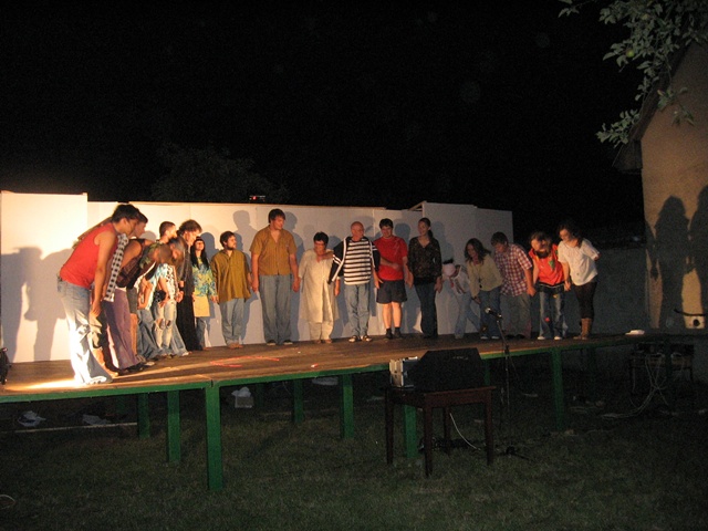  2009.08.16.
