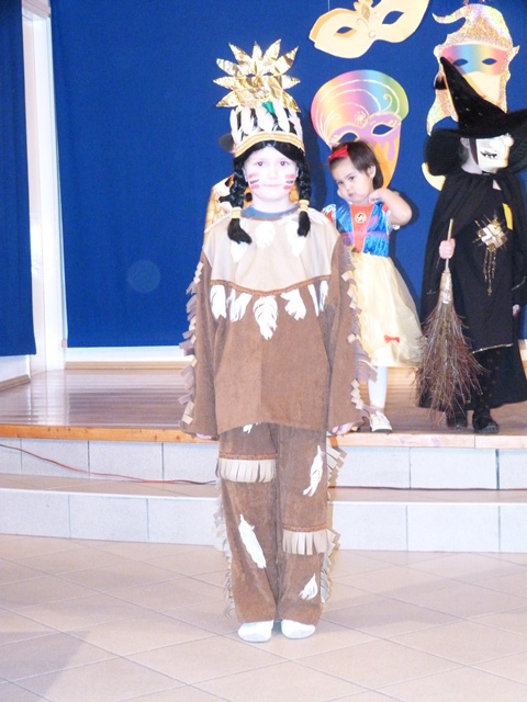 Indián (Sárosy Zsigmi)